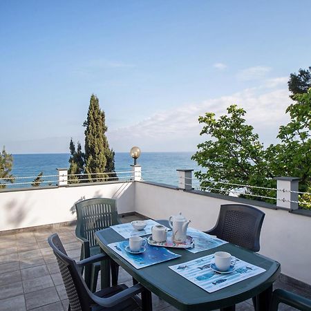 Alba Marina Apartment San Lorenzo al Mare Exterior foto