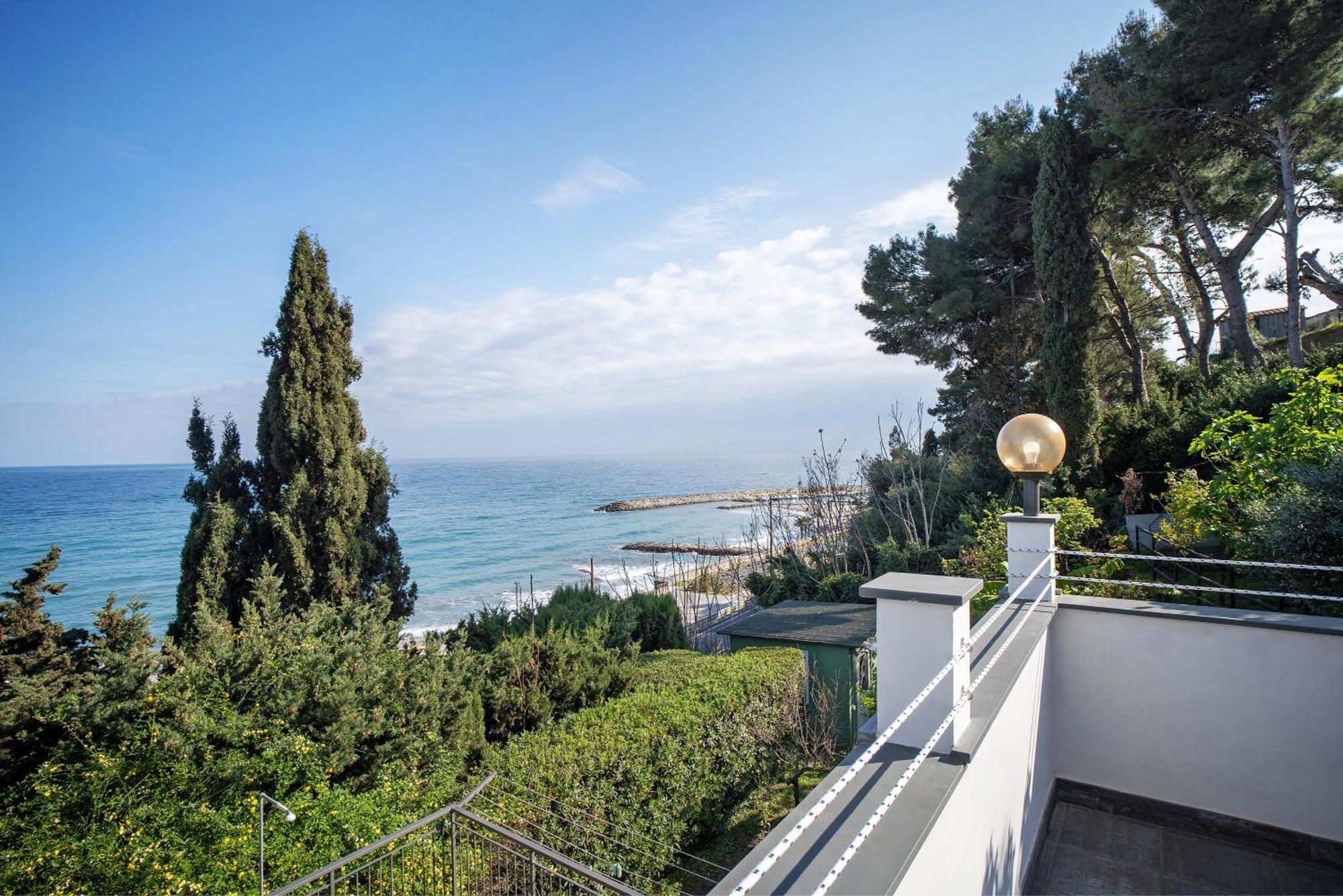 Alba Marina Apartment San Lorenzo al Mare Exterior foto